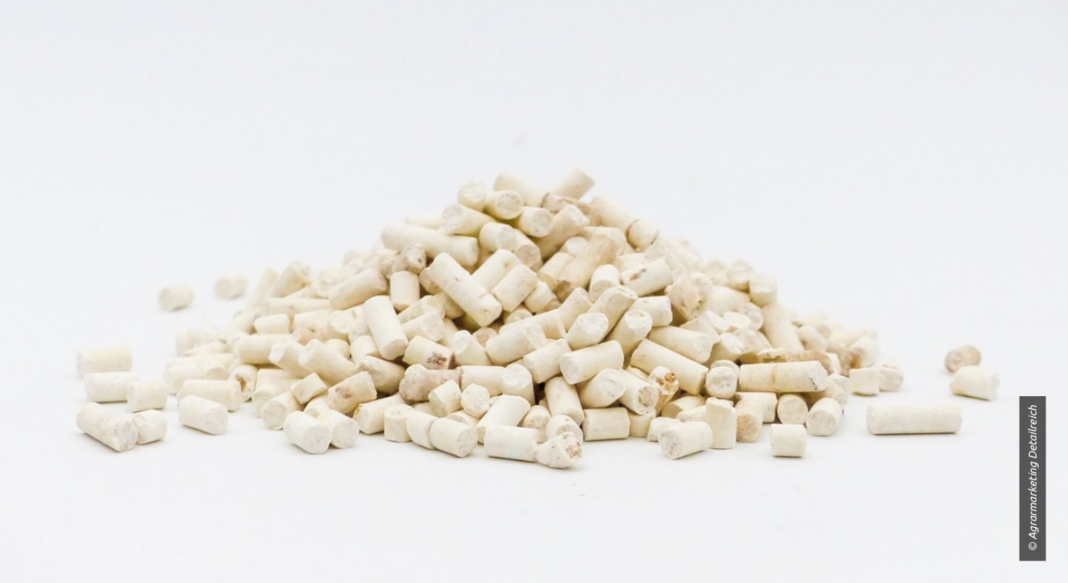 Struvit zu Pellets verarbeitet. © Agrarmarketing Detailreich
