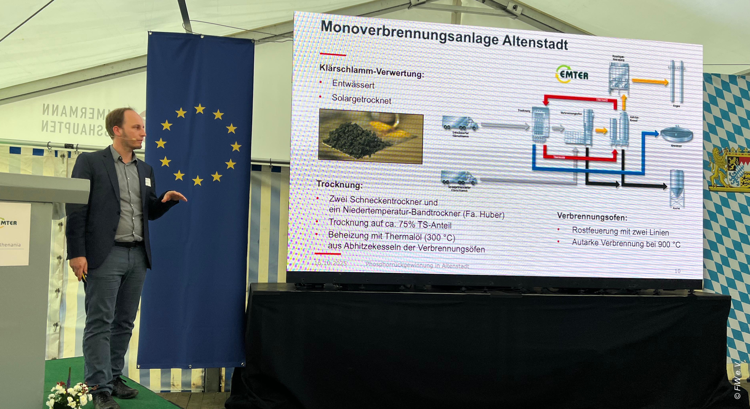 Hannes Herzel (BAM) erläutert die technischen Hintergründe. © FiW e. V.